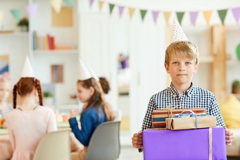 5 ideja za kupovinu poklona za dečake